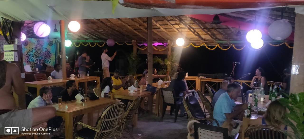 Rococo Pelton Beach Huts Palolem Beach Goa Exterior photo