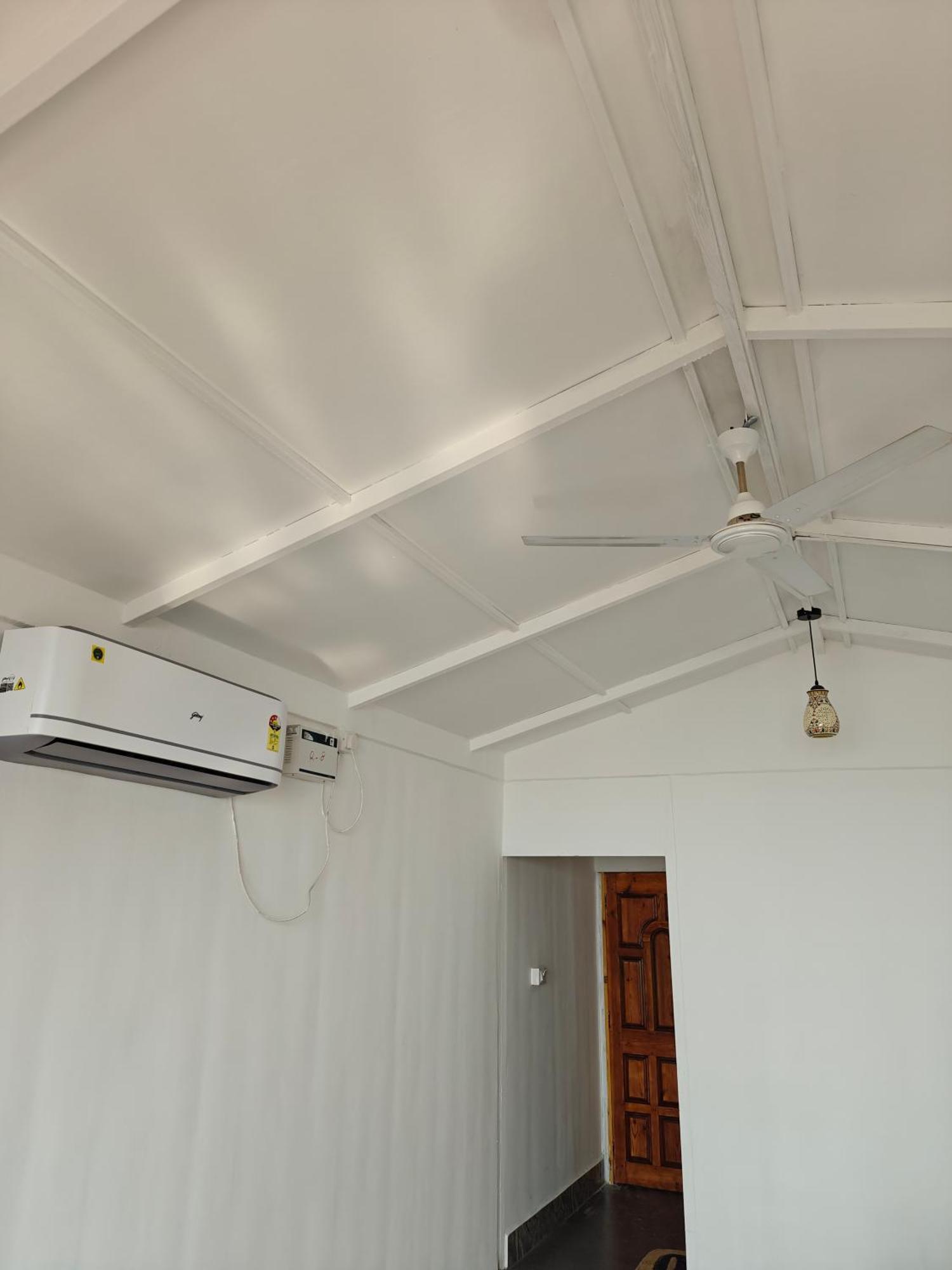 Rococo Pelton Beach Huts Palolem Beach Goa Room photo