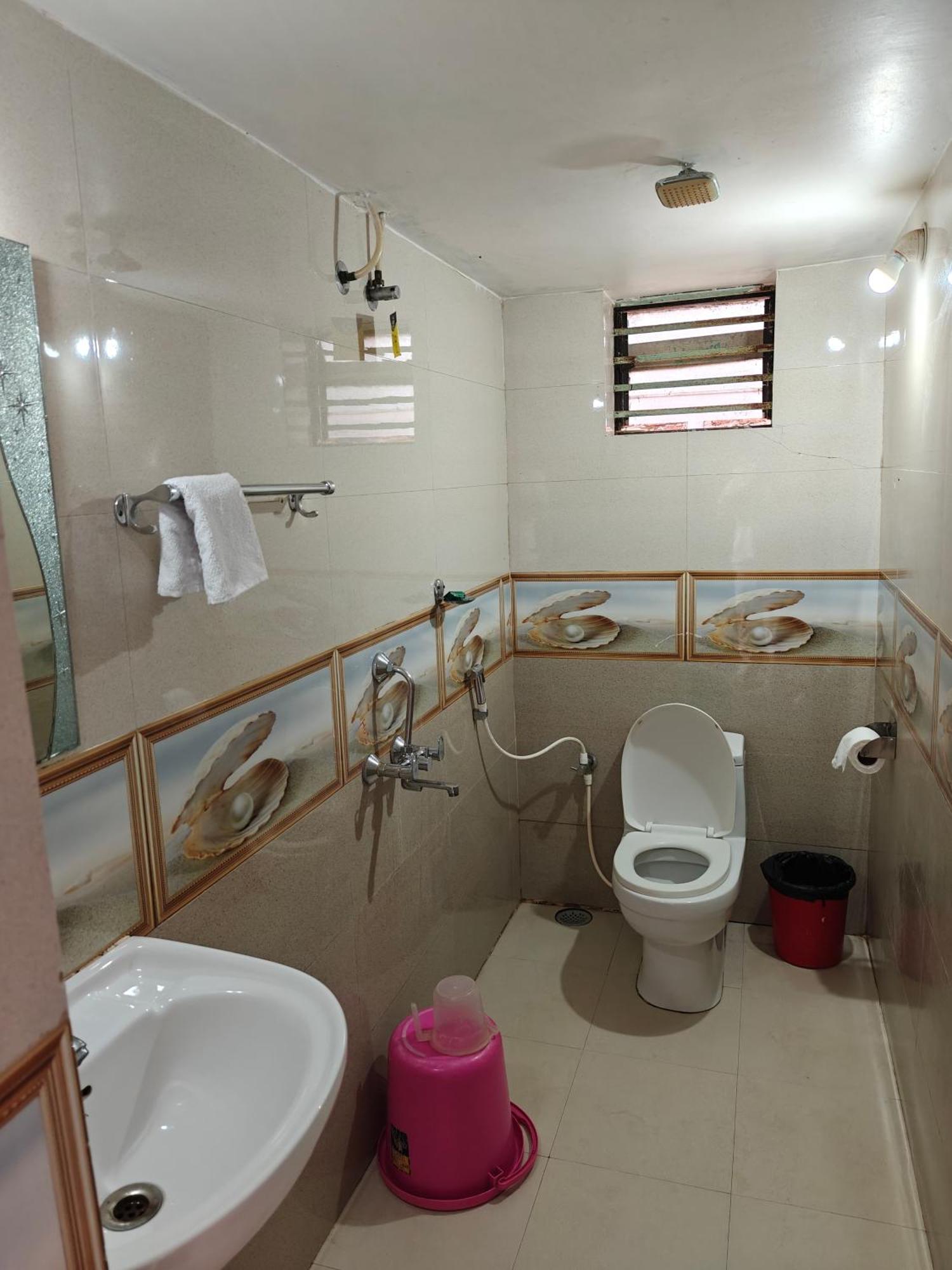Rococo Pelton Beach Huts Palolem Beach Goa Room photo