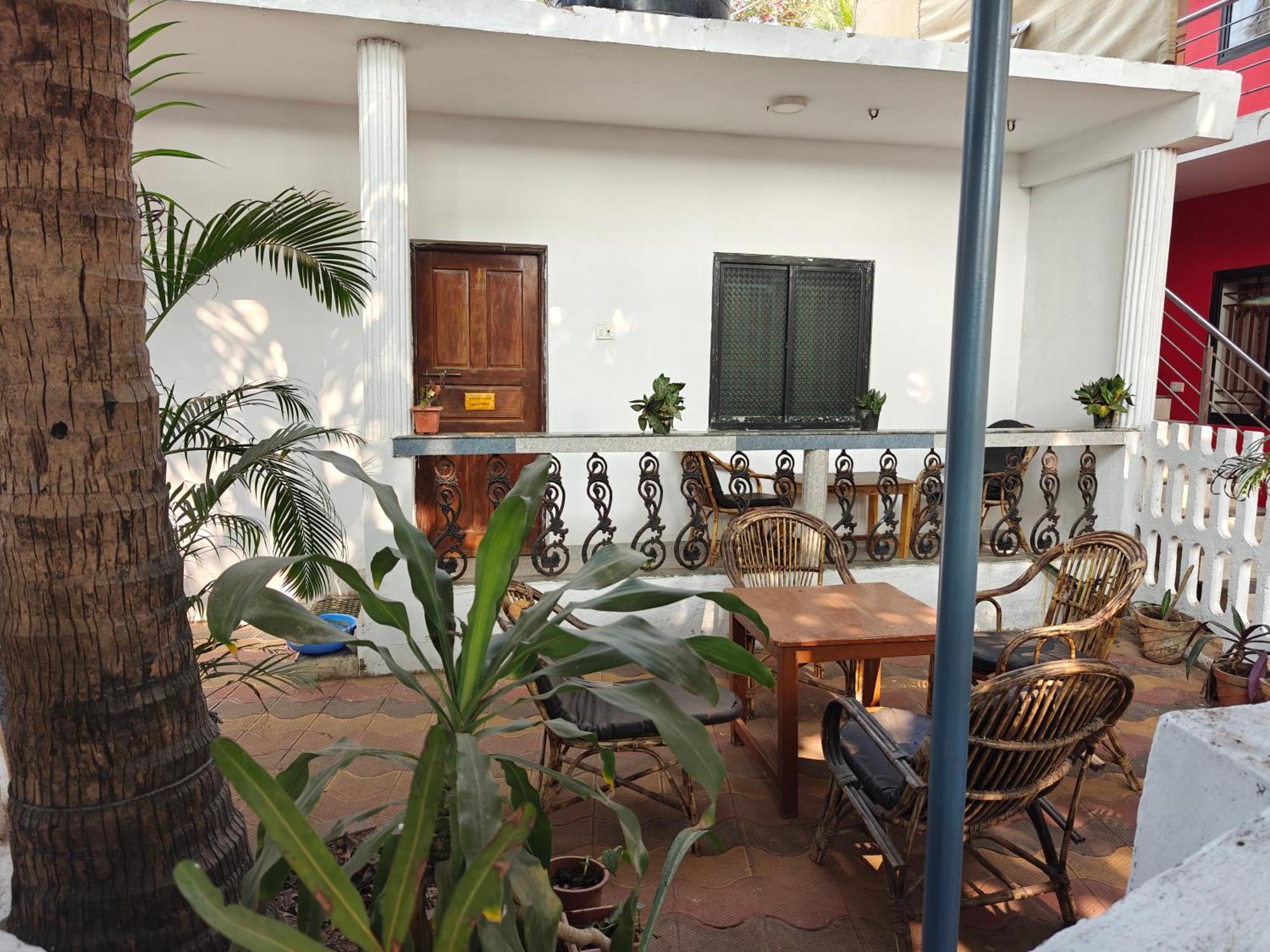 Rococo Pelton Beach Huts Palolem Beach Goa Room photo
